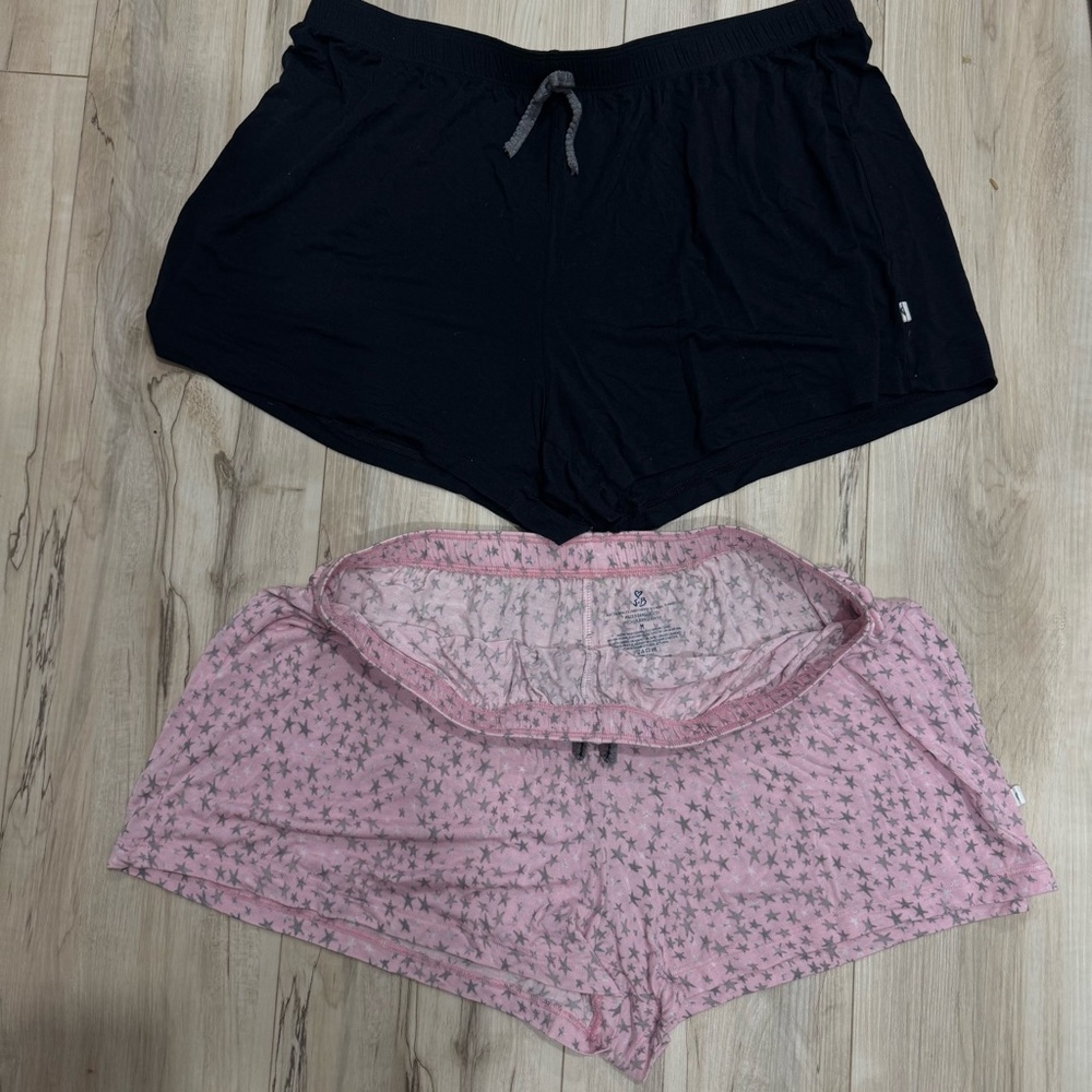 $5--(min purchase $15) Women's Black and Pink Star Bike Shorts